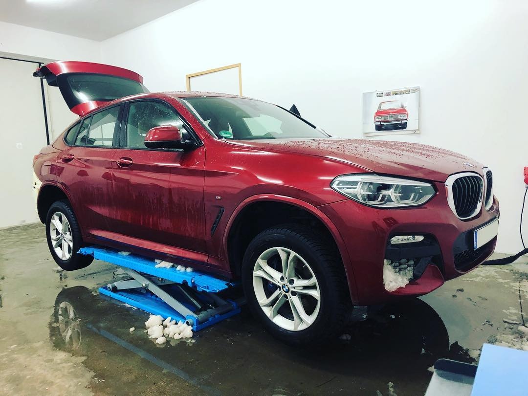 BMW X4 G02 - Nachrüstung original BMW Rückfahrkamera