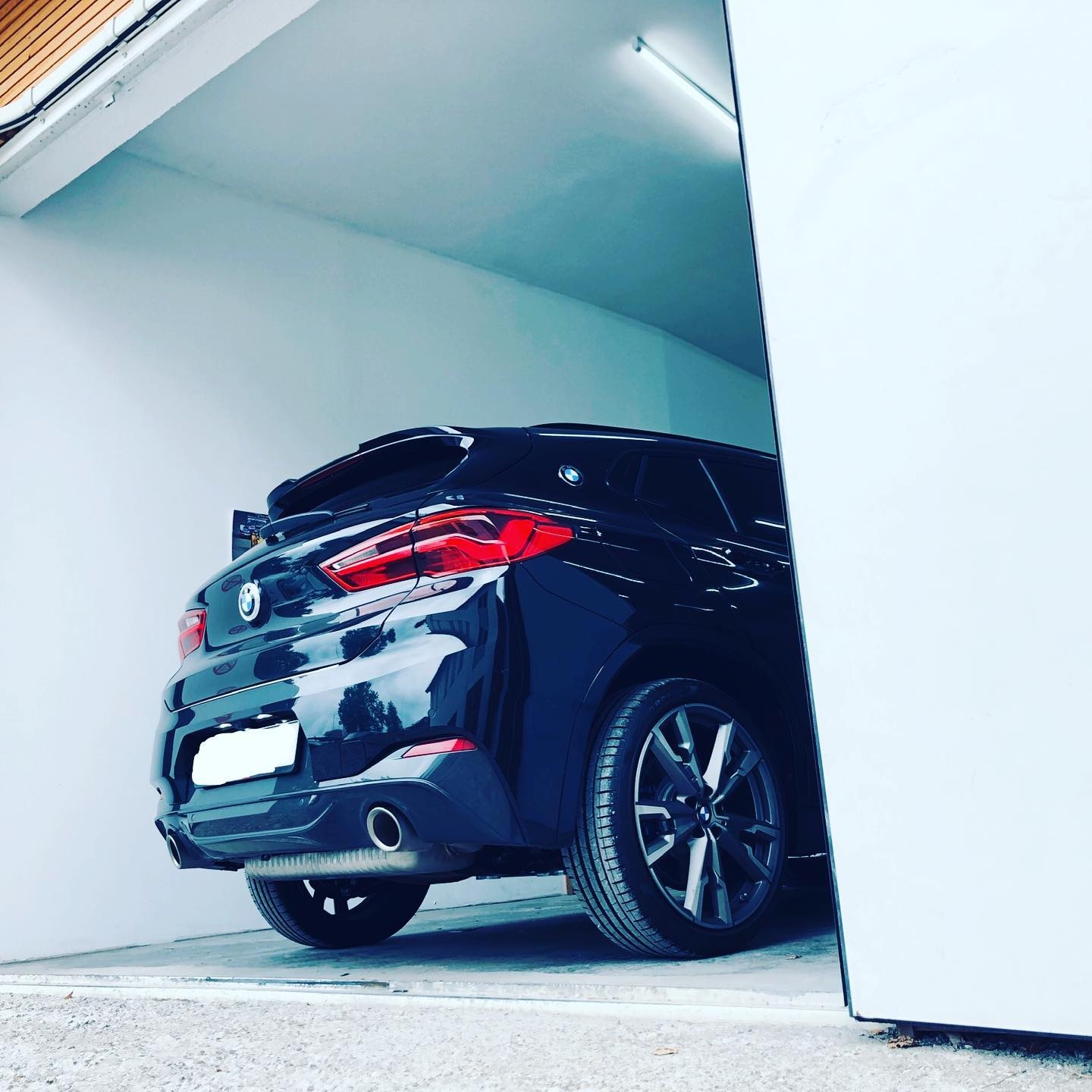 BMW X2 M35i Nachrüstung Fernlichtassistent #bmwm #bmwmpower #bimmer #m35i #x2 #bmwx #retrofit #bimmerworld #bimmermanufaktur #spo…
